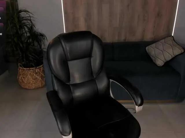 Freechat AlinaKravitz on BongaCams