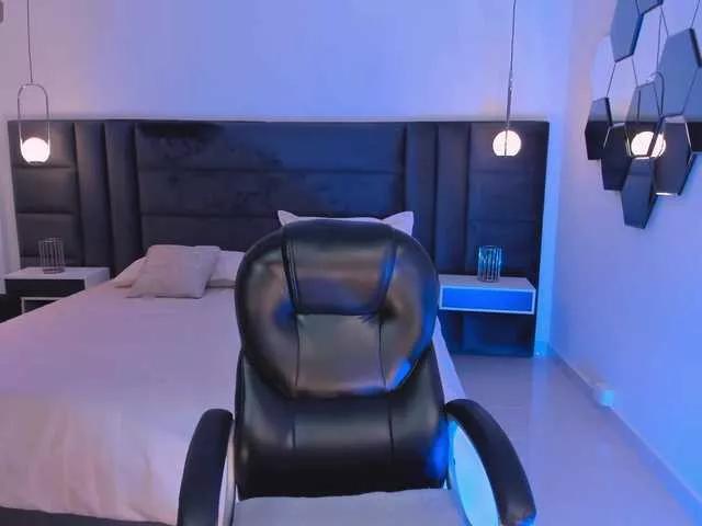 Freechat AllyJensen on BongaCams