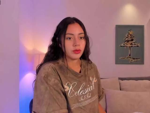 Freechat AmbarJames on BongaCams