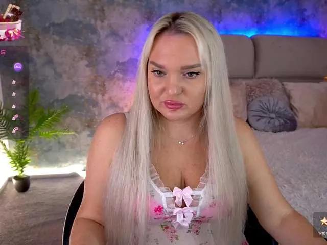 AmelyLoveme — Confident men with a healthy sense of humor who treat girls with respect