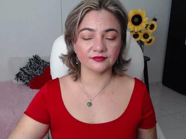 ana-milf on BongaCams 