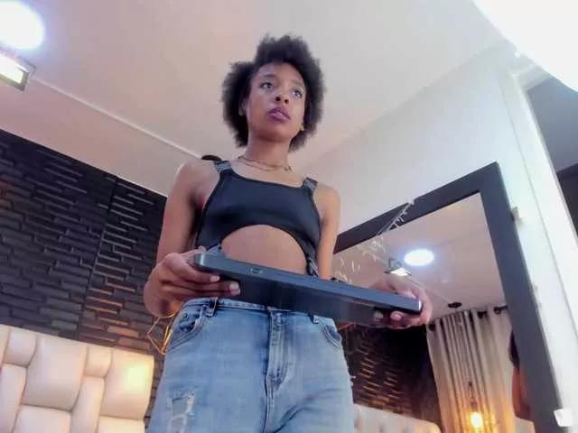 AnnieSanz on BongaCams 