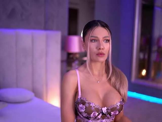 Freechat BlairSander on BongaCams