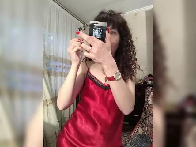 caroliiine on BongaCams