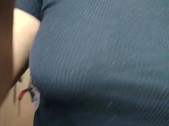 celeste04 on BongaCams 