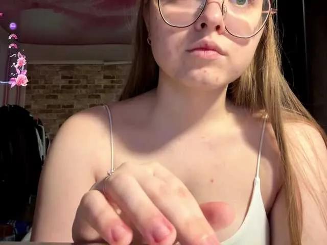 Freechat CelinaMacguire on BongaCams