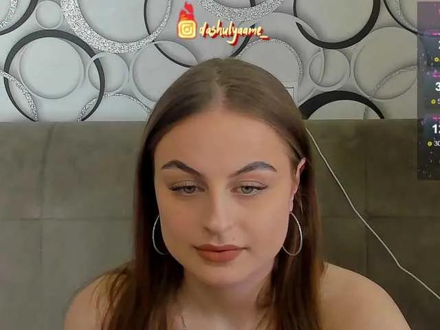 dashulyaaa on BongaCams