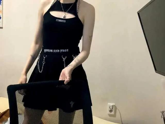 DeloiseChuta — I am excited by the aesthetics of the male and female body, reliefs and sexy, interesting proposals