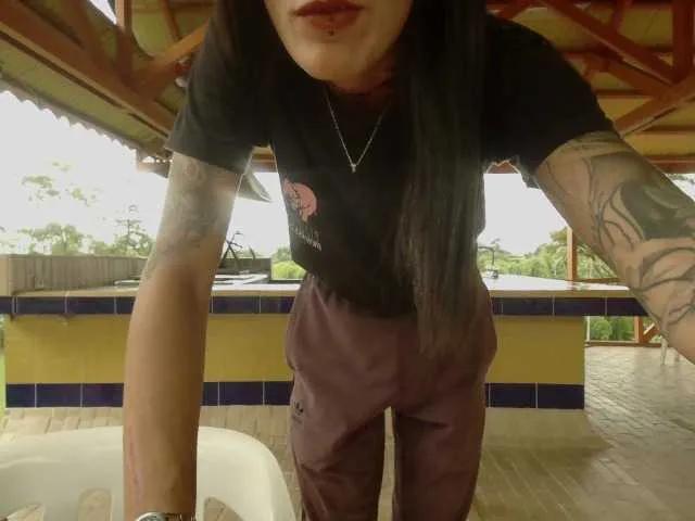 emmaherby1 on BongaCams 