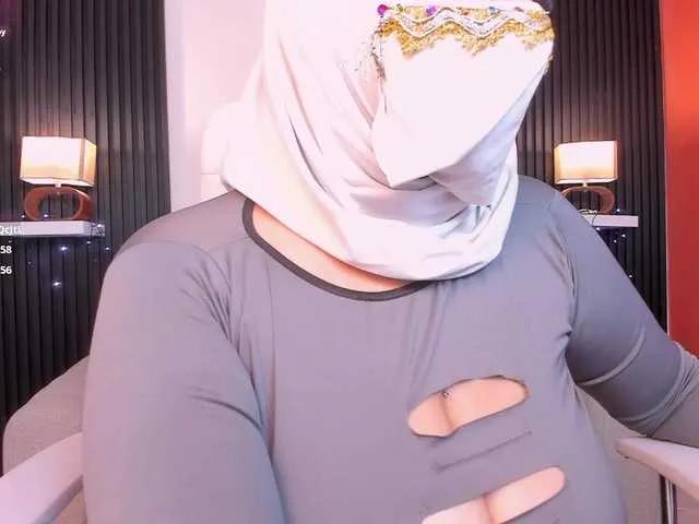 hana-falak — I love that they motivate me, they give me a lot of pleasure, kisses, vibrations, I like to dominate but I am open to being dominated