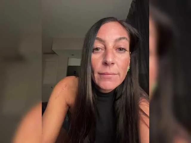 IrinkaGata on BongaCams 