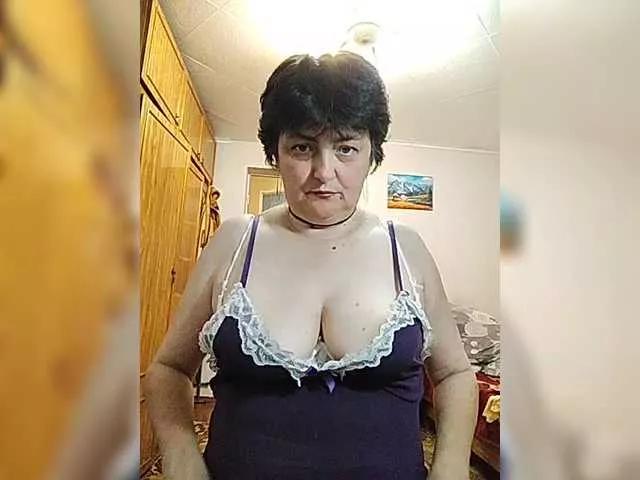 Freechat IsXLoves on BongaCams