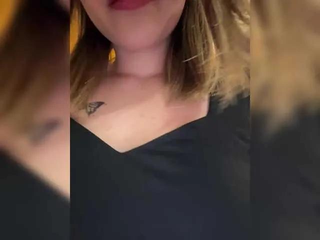 Freechat jskchwkdbcn on BongaCams