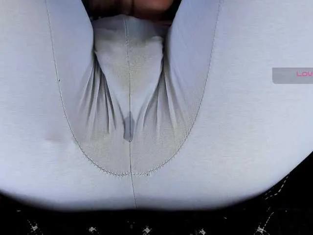 Freechat Kira-Kell on BongaCams