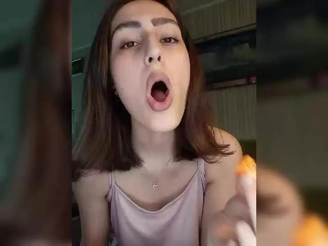 kiska-kira on BongaCams 