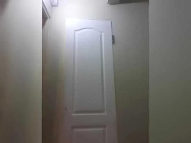 Freechat KITTYtempreXXX on BongaCams