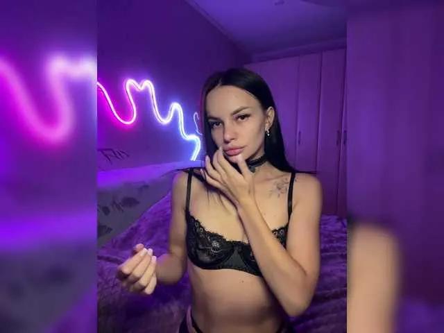 Freechat Klubnika13 on BongaCams