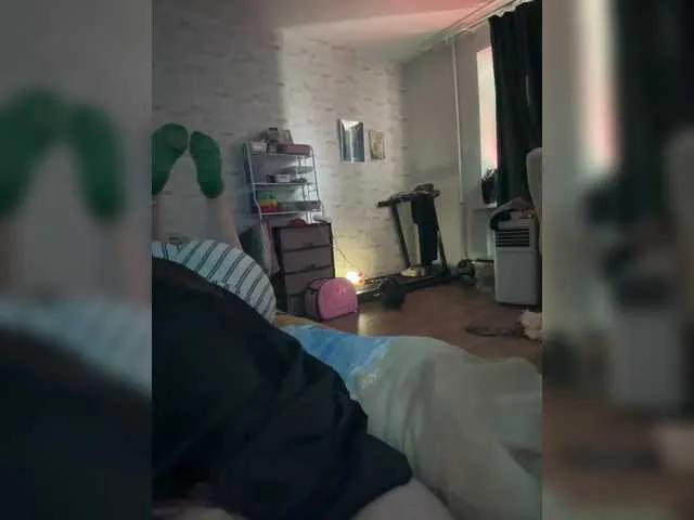 L0lly-D0lly on BongaCams 