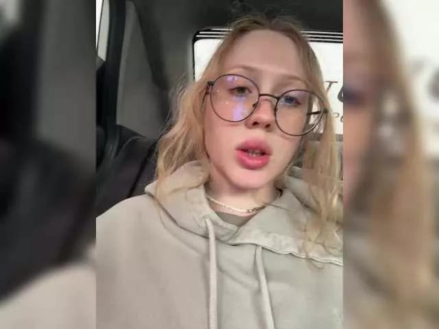 Likachkaa on BongaCams