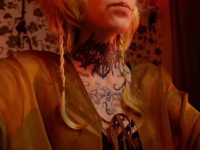 Freechat LittleSpaceMouse- on BongaCams