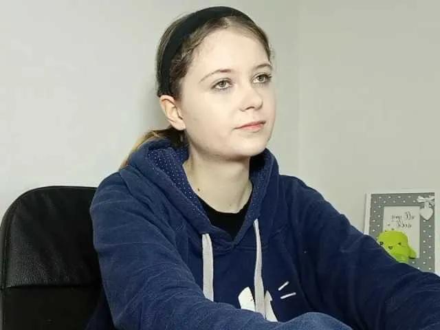 LydiaAngel — What excites me the most is JOI, all kinds of role-playing, fetishes, domination and sometimes a bit of submission. Sexy male arms and hands