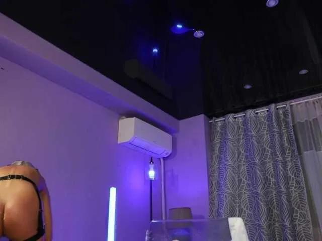 mandypeas — I'm a little bit exhibiotionist and i would love to get fucked in my all holes in the bedroom of a restaurant and felling that hot cum in my holes.