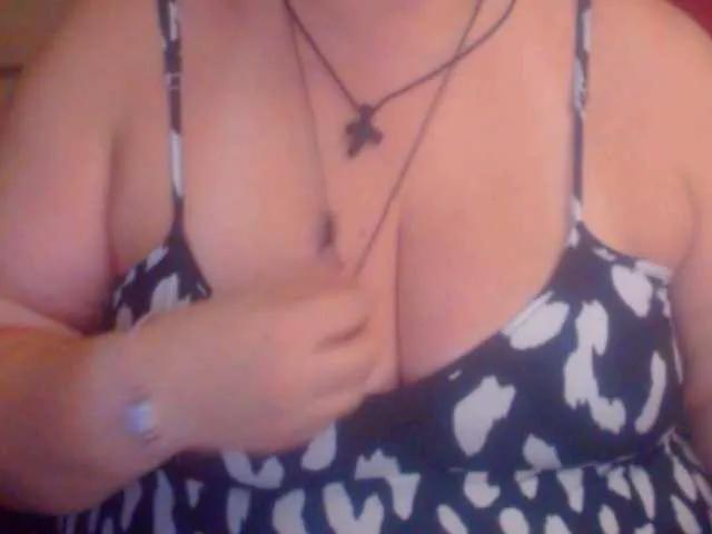 Freechat mayalove4u on BongaCams