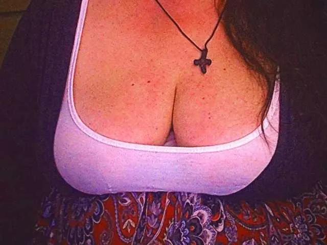 Freechat mayalove4u on BongaCams