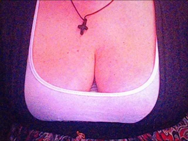 Freechat mayalove4u on BongaCams