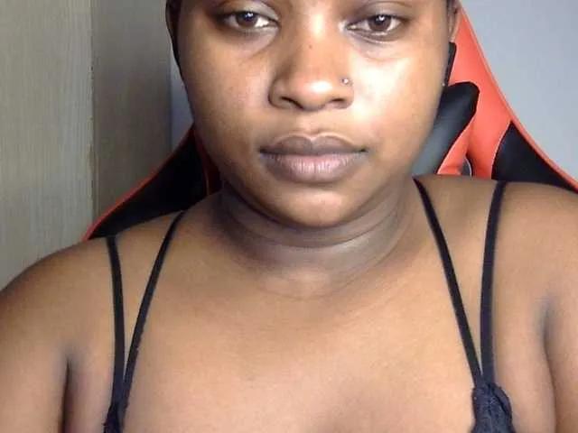 Freechat Mayer- on BongaCams