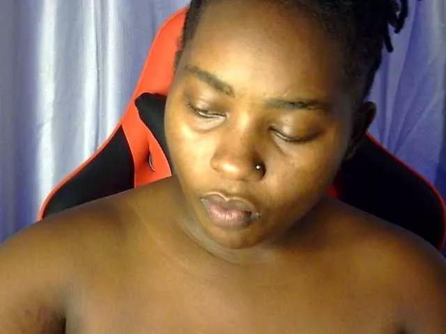 Freechat Mayer- on BongaCams