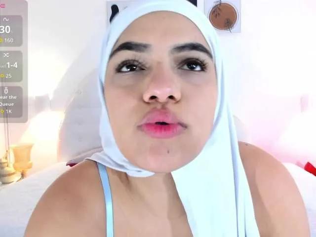 mhia-paris — that they give me kisses on the neck and touch my whole body saying things in my ear 