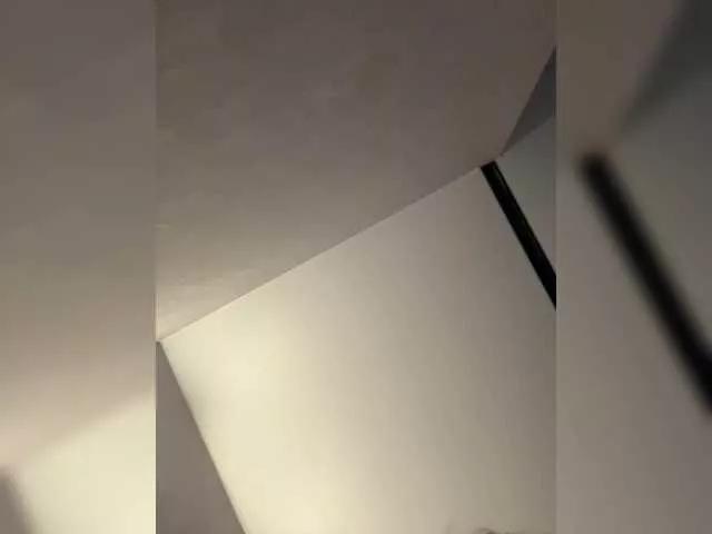 Freechat MiamiMur on BongaCams