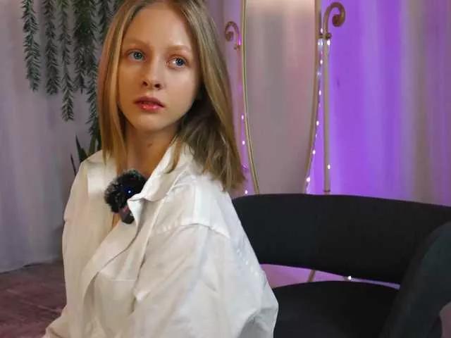 Freechat MiaVebes on BongaCams