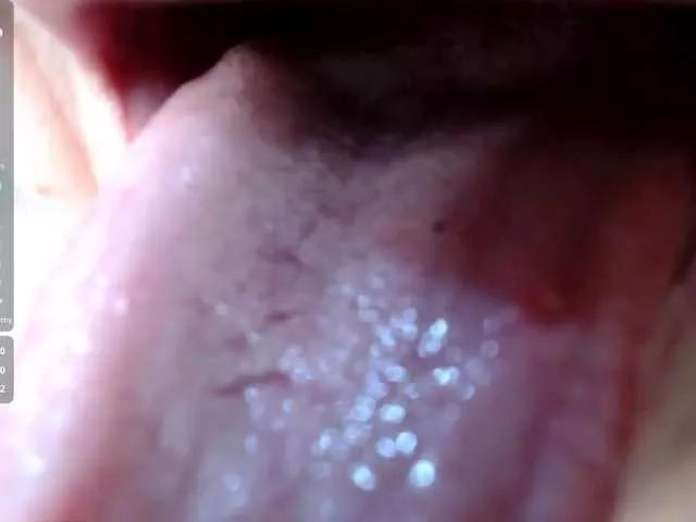 Freechat rosestar on BongaCams