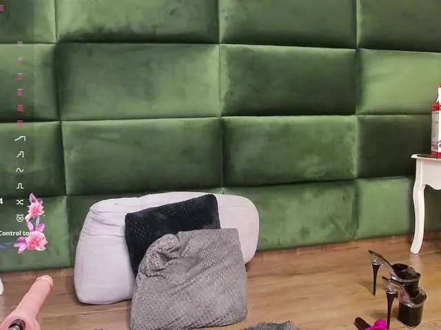 Freechat SelenSummer on BongaCams