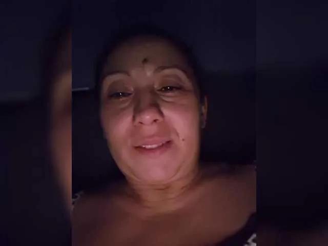 Freechat sexmari39 on BongaCams