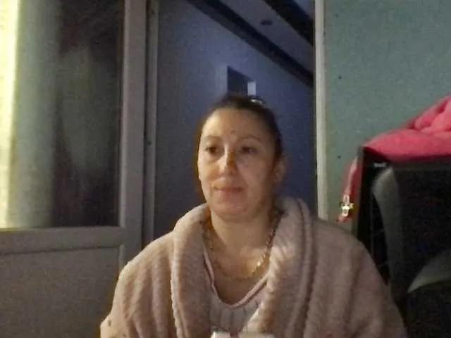 Freechat sexmari39 on BongaCams