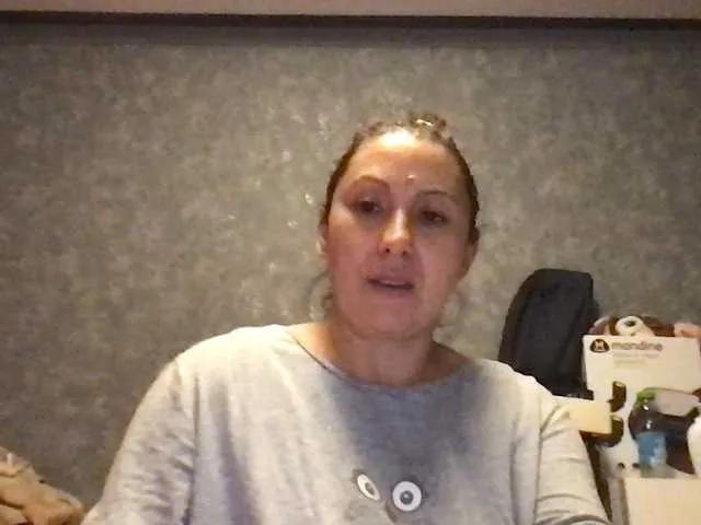 Freechat sexmari39 on BongaCams