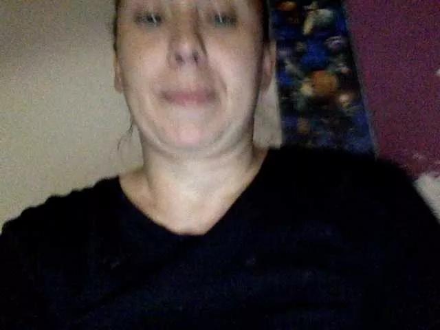 Freechat sexmari39 on BongaCams