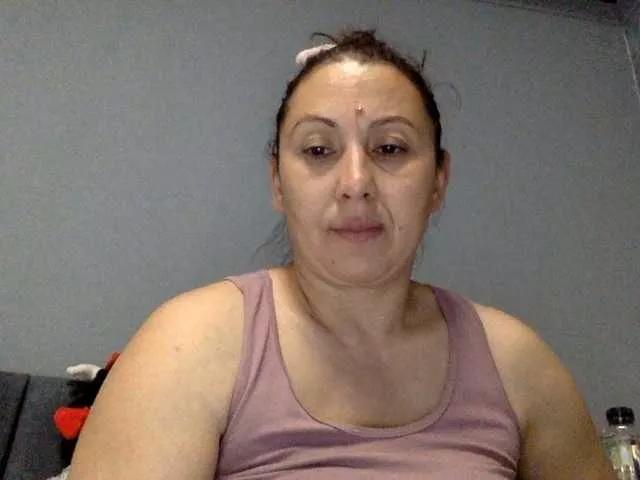 Freechat sexmari39 on BongaCams