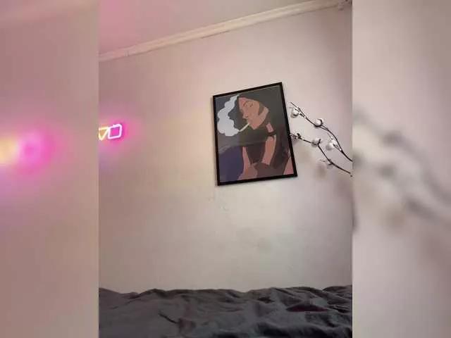 Shawty420 on BongaCams