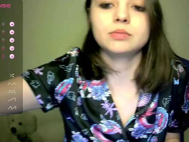 Freechat SilverSaya on BongaCams