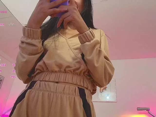 Freechat skinnyprinces on BongaCams