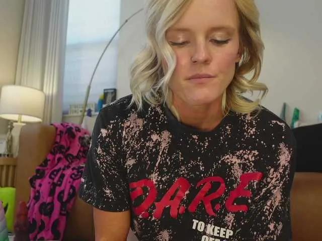 Freechat TaylorLove303 on BongaCams