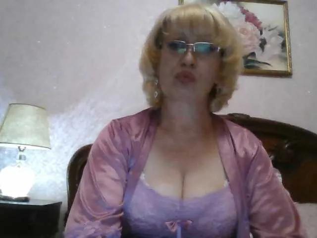 Freechat Ur-Mami on BongaCams