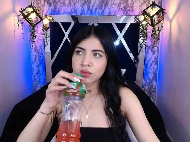 Freechat violetsmith on BongaCams