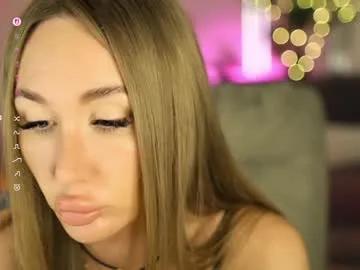 Freechat _lovly on Chaturbate