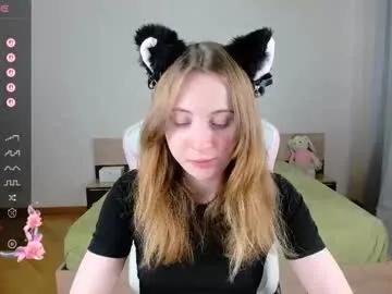 Freechat adelina_cowell on Chaturbate