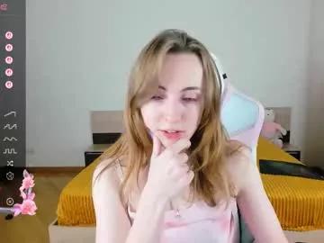 Freechat adelina_cowell on Chaturbate